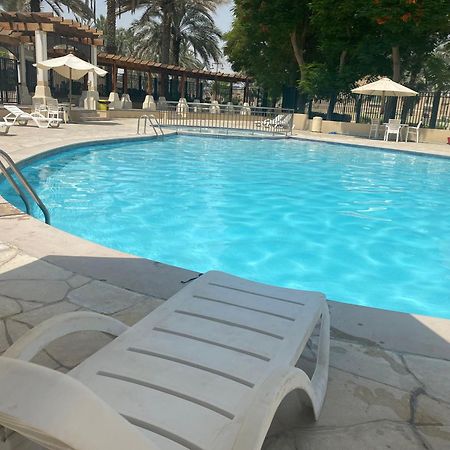 Spacious 4-Bedroom Villa, Children Friendly Dubaj Zewnętrze zdjęcie