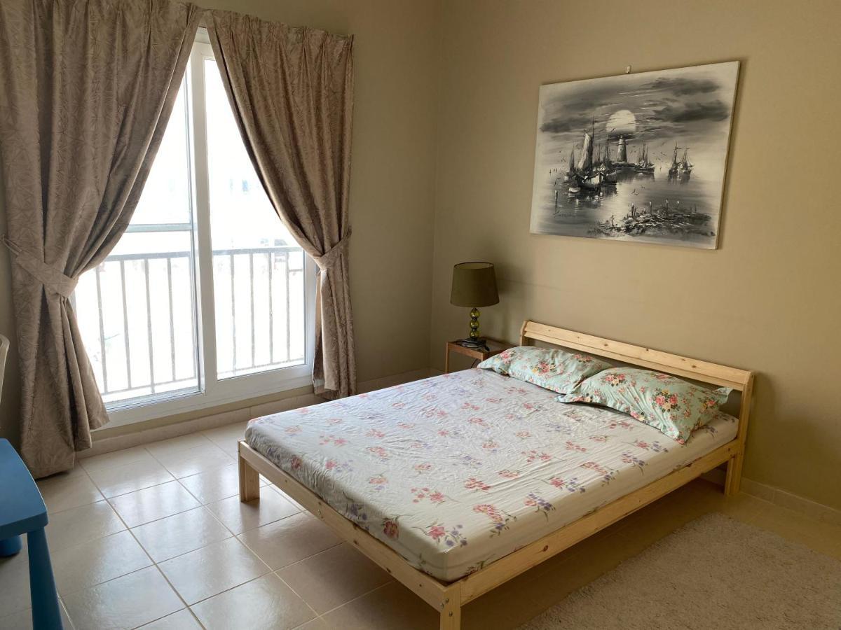 Spacious 4-Bedroom Villa, Children Friendly Dubaj Zewnętrze zdjęcie