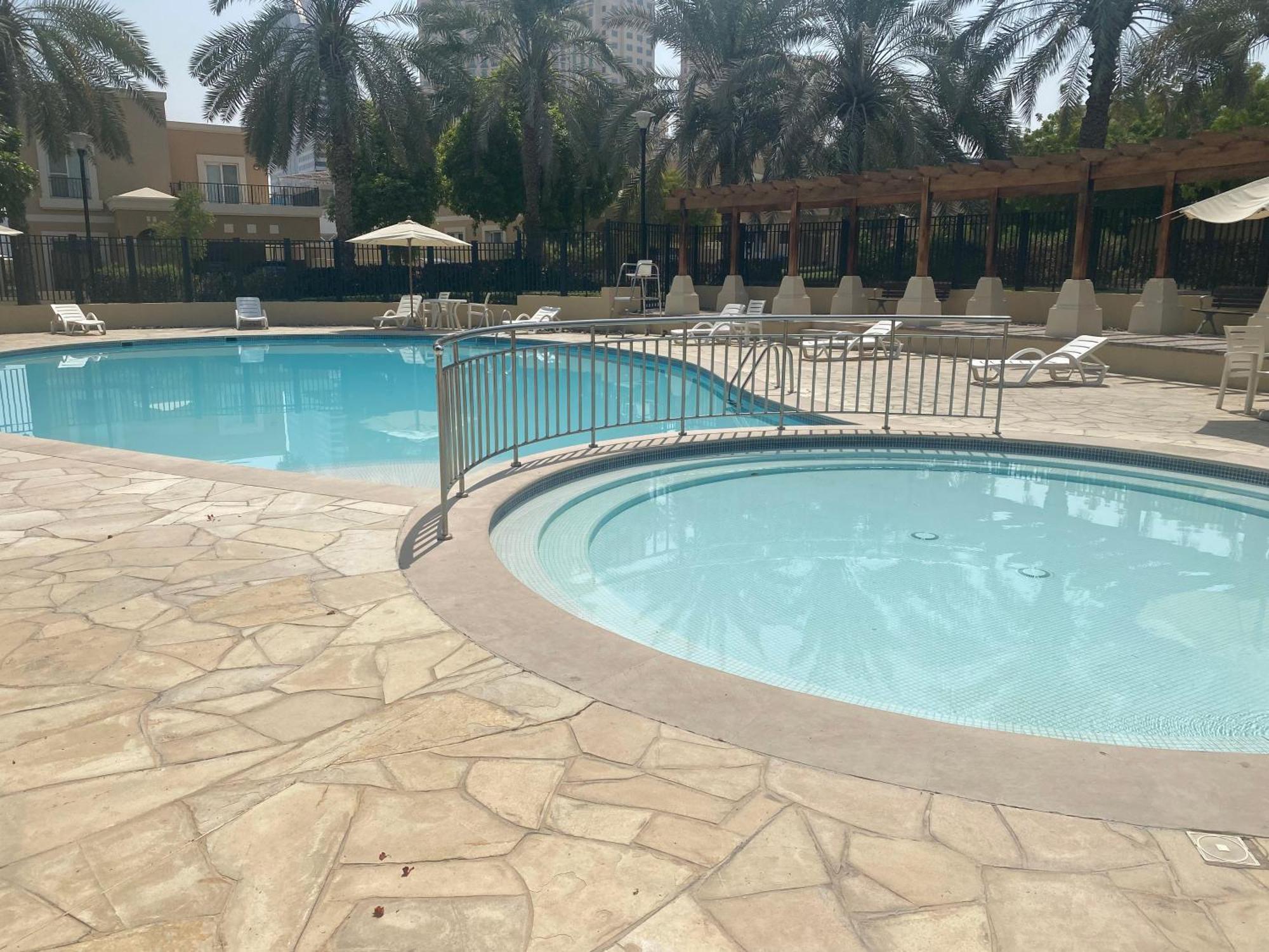 Spacious 4-Bedroom Villa, Children Friendly Dubaj Zewnętrze zdjęcie